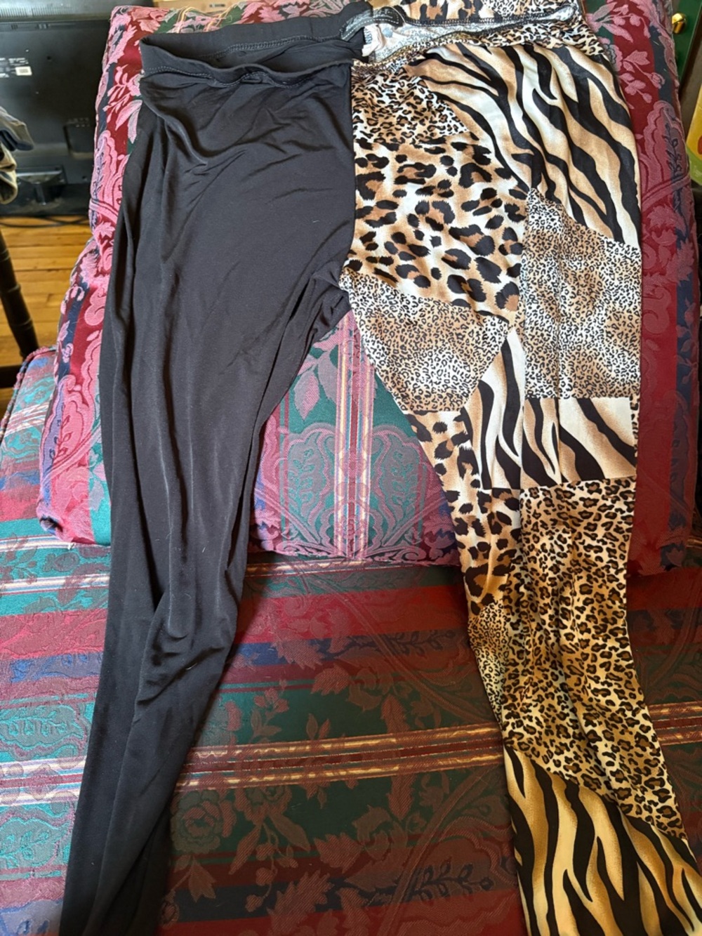 Animal Print & Black Two-Piece Stretch Leggings Set